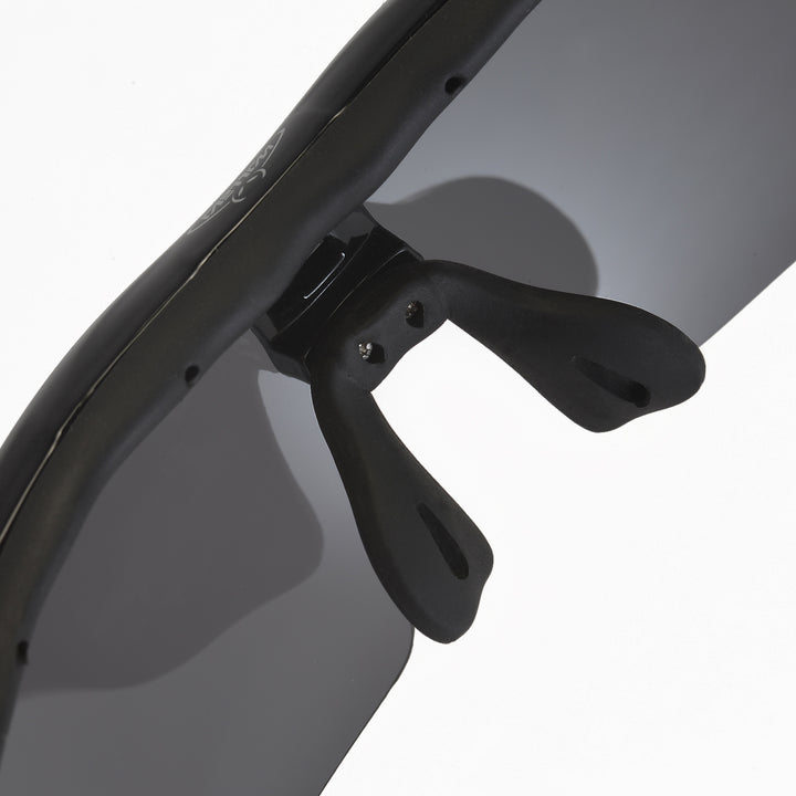 Walleva WSG001 Polarized Sunglasses — Rx-Ready with Hat Clip — Black