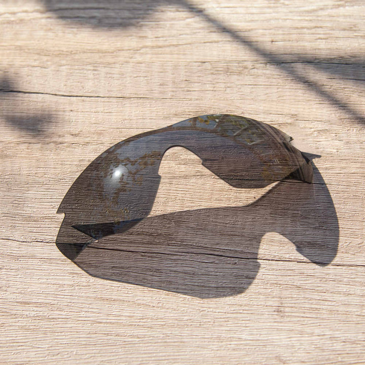 Black Polarized