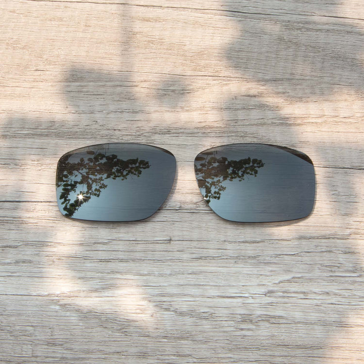 Black Polarized