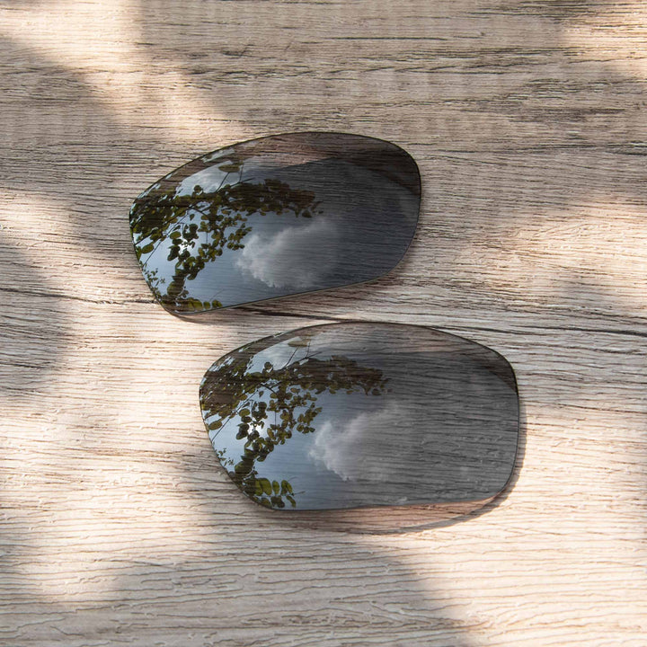Black Polarized