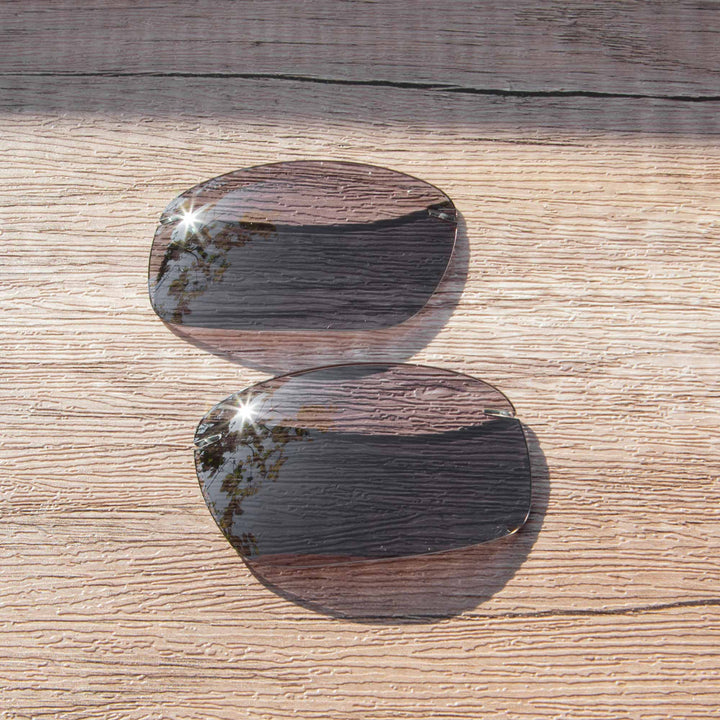 Black Polarized