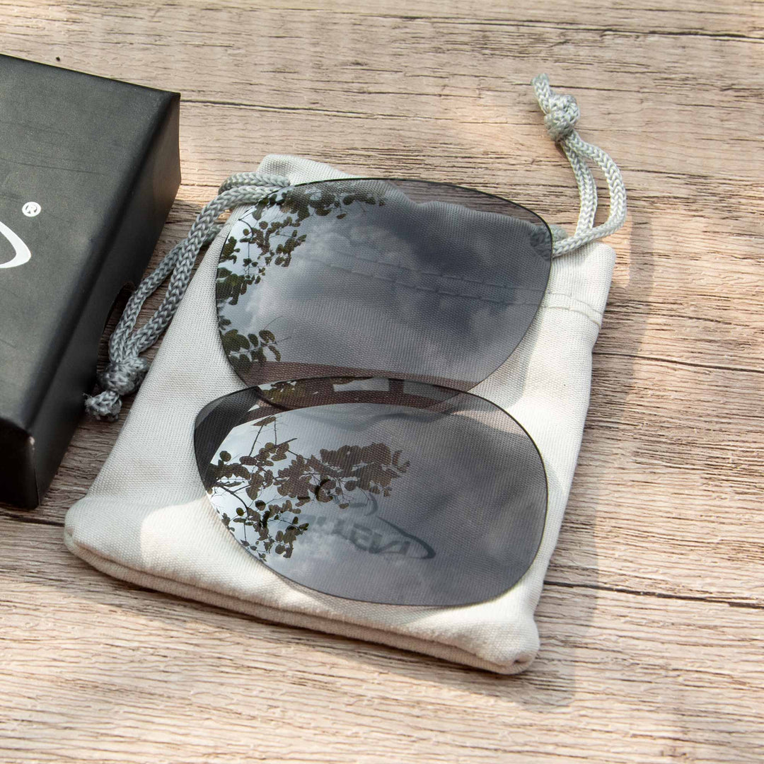 Black Polarized