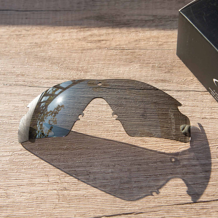 Black Polarized