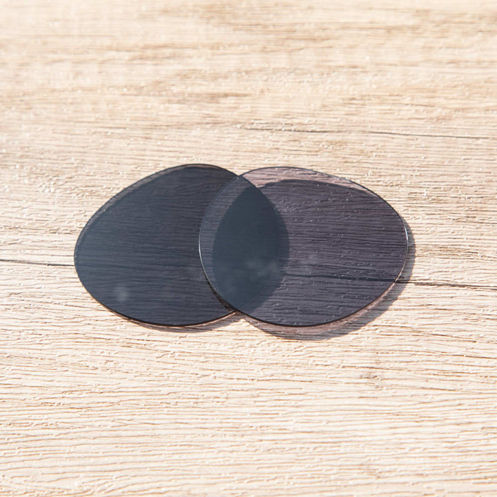 Black Polarized